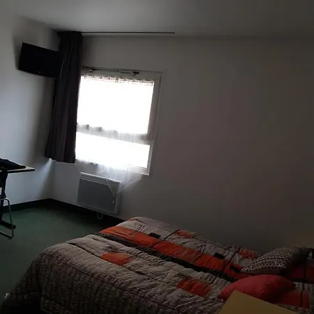 Mister Bed Troyes מלון 2*