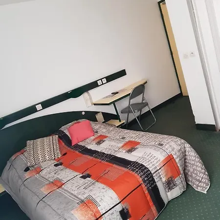 מלון Mister Bed Troyes 2*