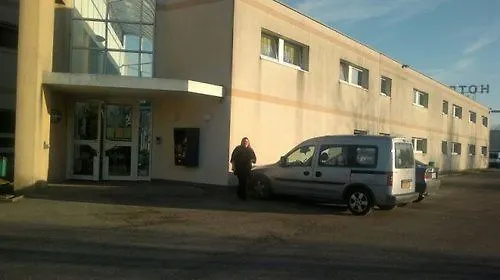 Hotel Mister Bed Troyes 2*